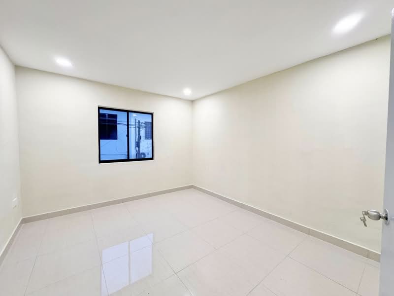 2-storey Terraced House for Sale in Taman Skudai Baru (Skudai) - Yik Tat - Interior - PropertyGuru.com.my