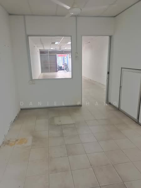 Shop for Rent in George Town (Penang) - Daniel Phang - Interior - PropertyGuru.com.my
