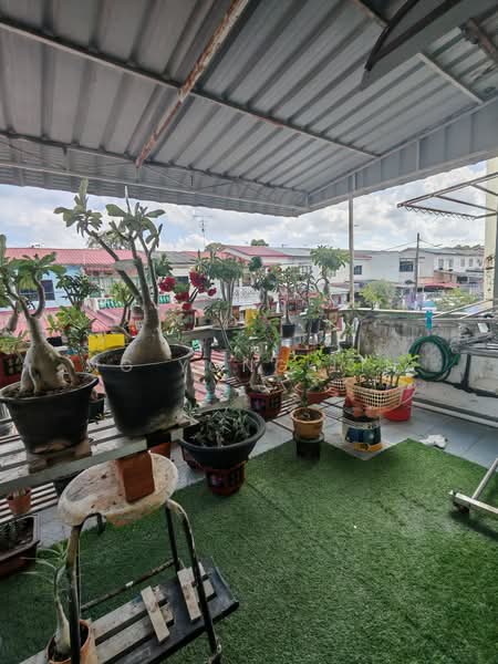 Rumah Pangsa Permas Jaya untuk Untuk Dijual - RM 420,000, Mac 2026 - Balcony - PropertyGuru.com.my