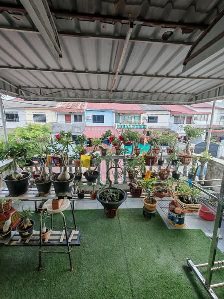 Rumah Pangsa Permas Jaya untuk Untuk Dijual - RM 420,000, Mac 2026 - Exterior - PropertyGuru.com.my