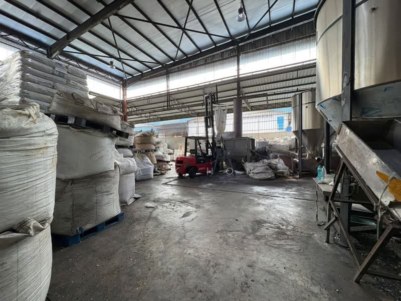 Detached Factory for Rent in Senai (Kulai) - Ask Hon - Interior - PropertyGuru.com.my