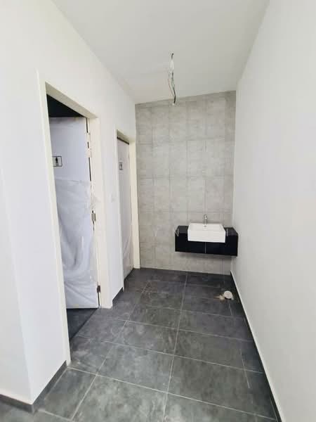 Factory for Rent in Senai (Kulai) - Jacelyn Lim - Bathroom - PropertyGuru.com.my