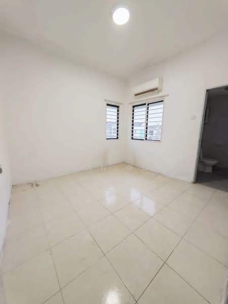 Townhouse for Sale in Bandar Bukit Puchong 2 (Puchong) - Evan Goh - Interior - PropertyGuru.com.my