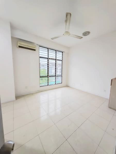 Townhouse for Sale in Bandar Bukit Puchong 2 (Puchong) - Evan Goh - Interior - PropertyGuru.com.my