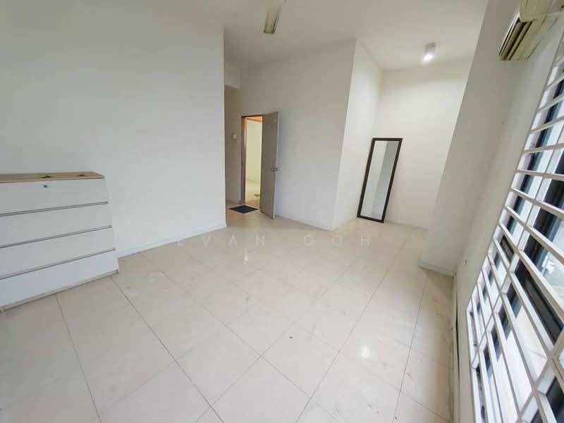 Townhouse for Sale in Bandar Bukit Puchong 2 (Puchong) - Evan Goh - Interior - PropertyGuru.com.my