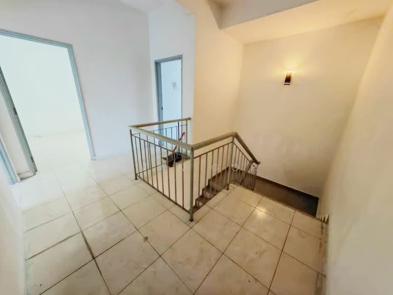 Townhouse for Sale in Bandar Bukit Puchong 2 (Puchong) - Evan Goh - Interior - PropertyGuru.com.my