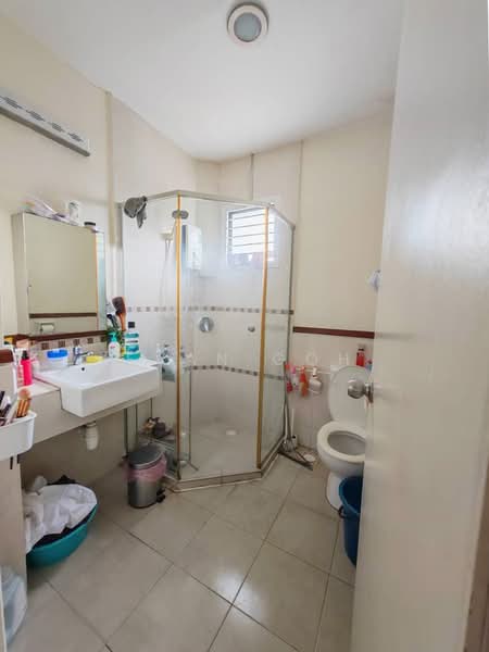 Townhouse for Sale in Bandar Bukit Puchong 2 (Puchong) - Evan Goh - Bathroom - PropertyGuru.com.my