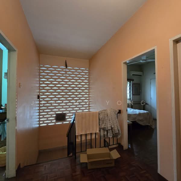 Bungalow for Sale in Taman Cheras (Cheras) - Jeremy Yong - Corridor - PropertyGuru.com.my