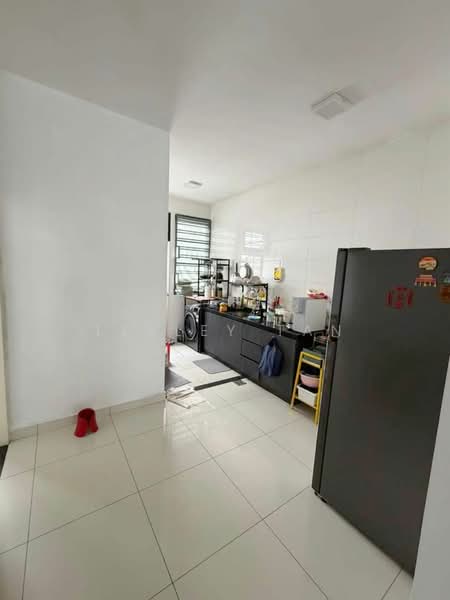 2-storey Terraced House for Sale in Setia Tropika (Johor Bahru) - Lesley Tan - Kitchen - PropertyGuru.com.my