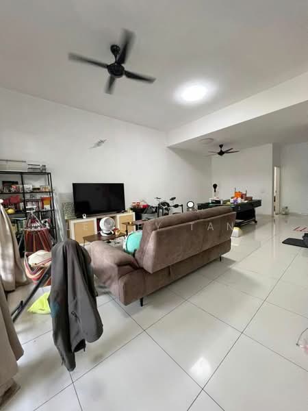 2-storey Terraced House for Sale in Setia Tropika (Johor Bahru) - Lesley Tan - Living Room - PropertyGuru.com.my