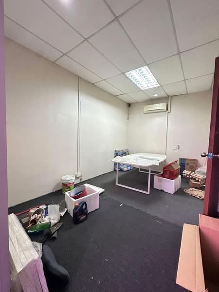 Shop / Office for Rent in Taman Mount Austin (Tebrau) - Yuki Cheng - Interior - PropertyGuru.com.my