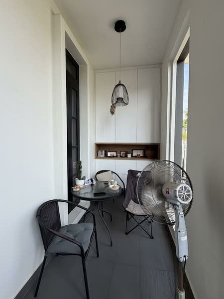 2.5-storey Terraced House for Sale in Iskandar Puteri (Nusajaya) (Johor) - Jeff Saw - Balcony - PropertyGuru.com.my