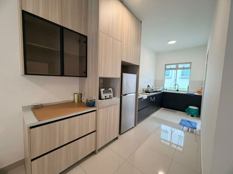 Aspira LakeHomes untuk Untuk Dijual - RM 930,000, Mac 2026 - Kitchen - PropertyGuru.com.my