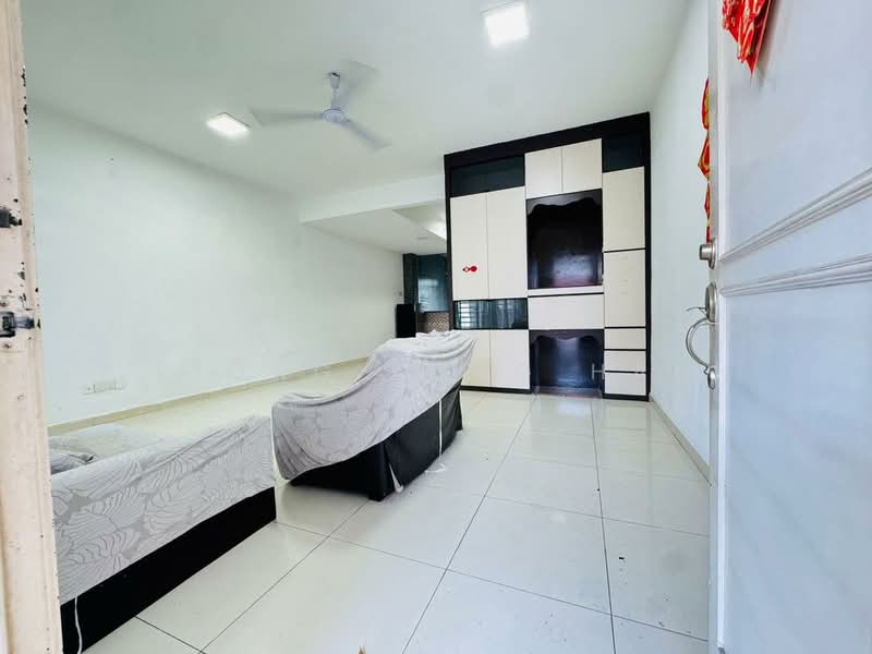 Jalan Mutiara Emas 9 @ Taman Austin Boulevard untuk Untuk Dijual - RM 680,000, Mac 2026 - Living Room - PropertyGuru.com.my