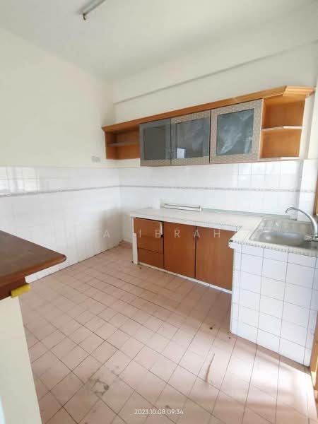 Apartment for Sale at Wira Apartment, Taman Tun Perak - Fiza Ibrahim - Kitchen - PropertyGuru.com.my