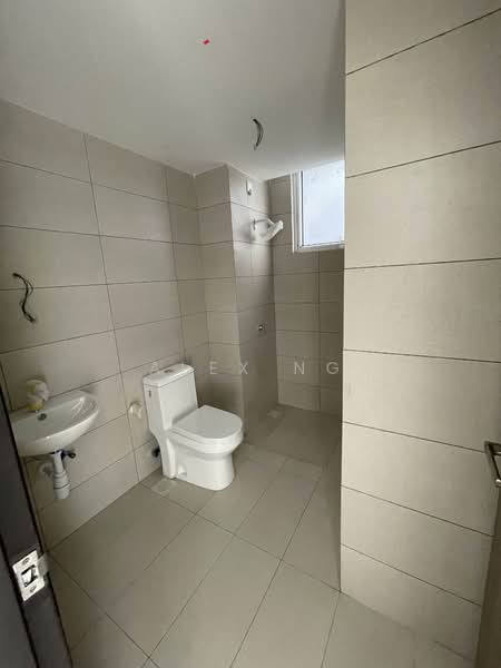 Service Residence for Sale at Vista Tiara (MBW Bay) - Alex Ng - Bathroom - PropertyGuru.com.my