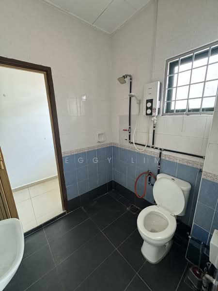 2-storey Terraced House for Rent in Taman Puchong Prima (Puchong) - Peggy Lim - Bathroom - PropertyGuru.com.my