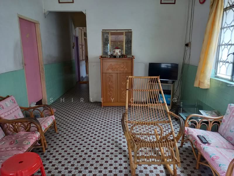 Semi-Detached House for Sale in Ayer Itam (Penang) - Shirley Ch'ng - Living Room - PropertyGuru.com.my