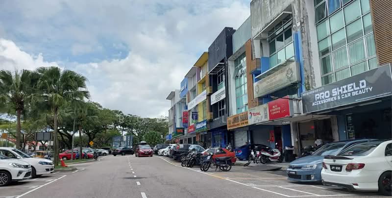 Shop for Rent in Bandar Dato Onn (Tebrau) - Robin Lim - Exterior - PropertyGuru.com.my