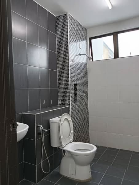 Cluster House for Sale in Seberang Perai (Penang) - Jing Yi - Bathroom - PropertyGuru.com.my