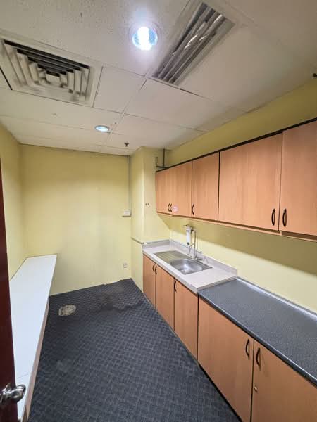 Shop / Office for Rent in KL City Centre (Kuala Lumpur) - Belinda . - Kitchen - PropertyGuru.com.my