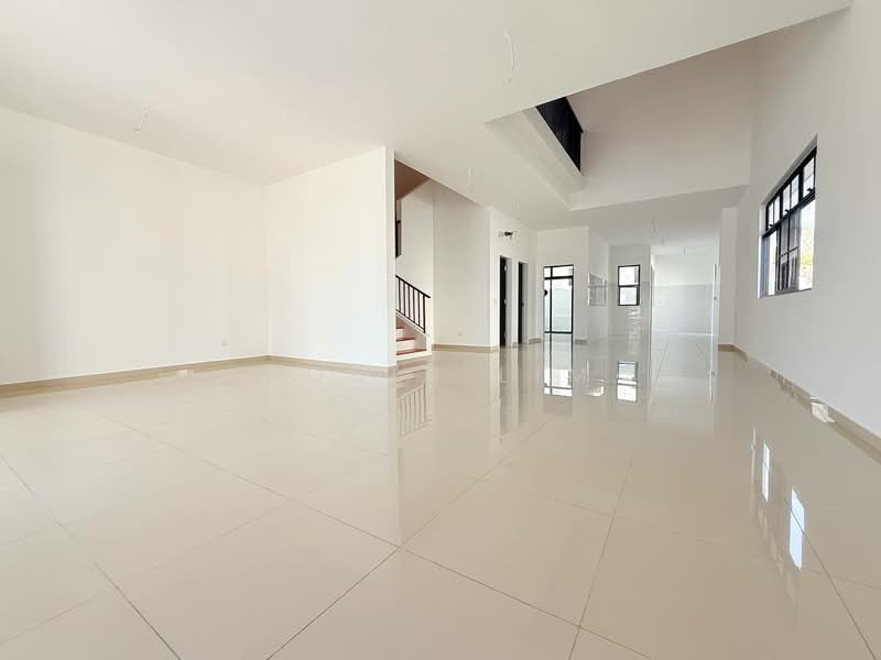 Cluster House for Sale in Eco Botanic (Iskandar Puteri (Nusajaya)) - Robin Lim - Living Room - PropertyGuru.com.my