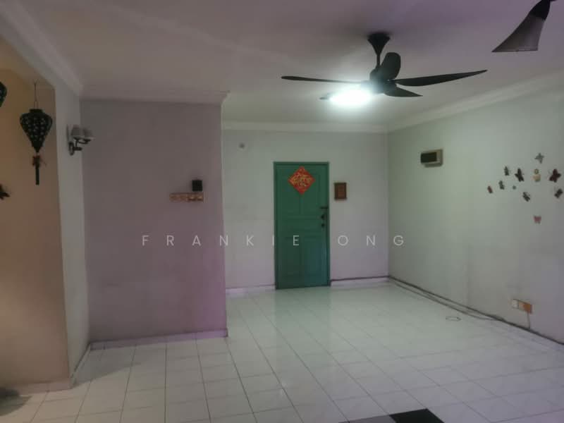Condominium for Sale at Sri Suajaya Condominium - Frankie Ong - Living Room - PropertyGuru.com.my