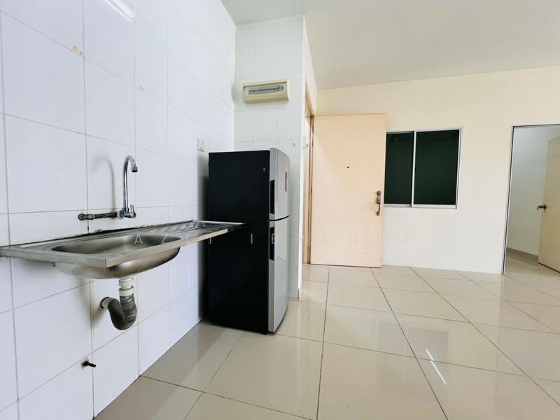 Condominium for Sale at Platinum Hill PV 2 - Azli Ibrahim - Kitchen - PropertyGuru.com.my