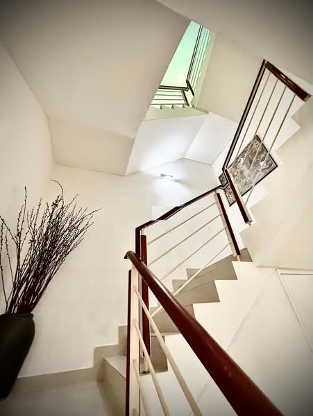 Beverly Hills Three-Storey Terraced House. untuk Untuk Dijual - RM 1,000,000, Mac 2026 - PropertyGuru.com.my