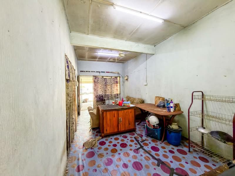 1-storey Terraced House for Sale in Taman Sri Intan (Kajang) - Azli Ibrahim - Living Room - PropertyGuru.com.my