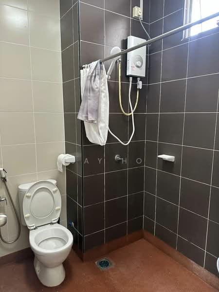 Apartment for Rent at Horizon Residence (Dwi Mutiara) - Jay Ho - Bathroom - PropertyGuru.com.my