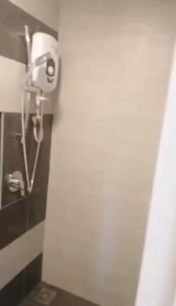 Condominium for Sale at Aster Residence - Jenson Low - Bathroom - PropertyGuru.com.my