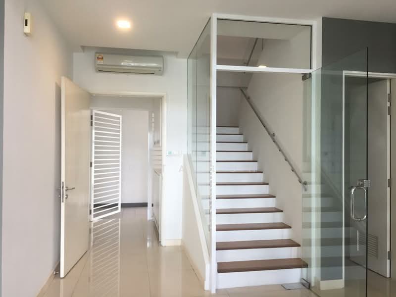 Condominium for Sale at The Park Residences 1 - Rita Loh - Entrance - PropertyGuru.com.my