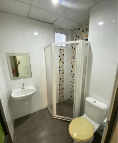 Bayswater Resort Condominium untuk Untuk Disewa - RM 2,300 /bulan, Mac 2026 - Bathroom - PropertyGuru.com.my