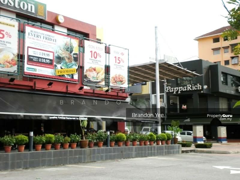 Ground Floor Shop, Putra Walk, Taman Equine, Bandar Putra Permai, Seri Kembangan untuk Untuk Dijual - RM 570,000, Mac 2026 - Exterior - PropertyGuru.com.my