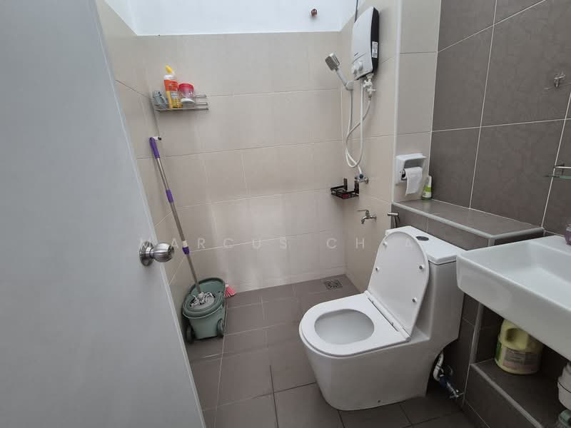 2-storey Terraced House for Sale in Setia Tropika (Johor Bahru) - Marcus Chia - Bathroom - PropertyGuru.com.my