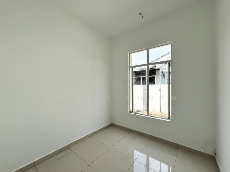 Cluster House for Sale in Tapah (Perak) - Presley Chong - Bedroom 4 - PropertyGuru.com.my