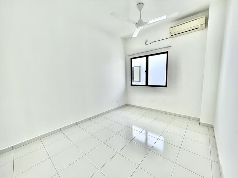 Spacious Two Storey Terrace in Setia Permai 2 Setia Alam untuk Untuk Dijual - RM 750,000, Mac 2026 - Interior - PropertyGuru.com.my