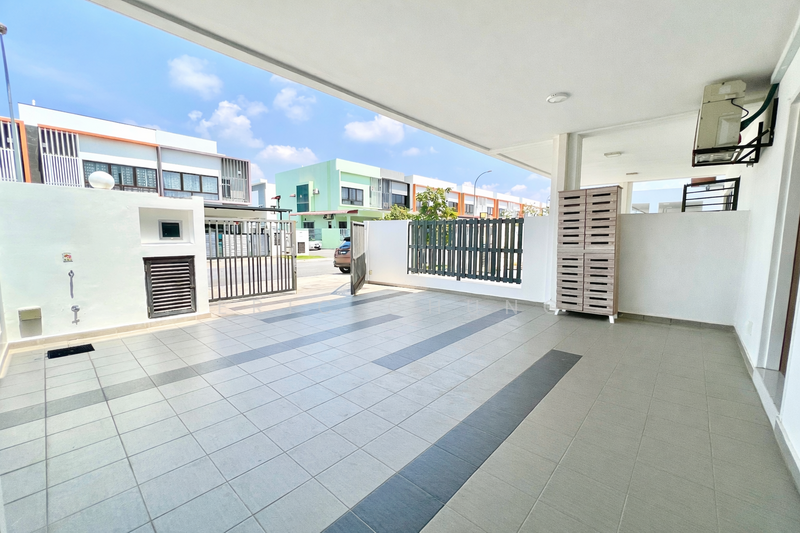 Spacious Two Storey Terrace in Setia Permai 2 Setia Alam untuk Untuk Dijual - RM 750,000, Mac 2026 - Exterior - PropertyGuru.com.my
