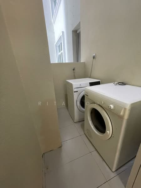 Condominium for Sale at The Park Residences 1 - Rita Loh - Washing yard - PropertyGuru.com.my