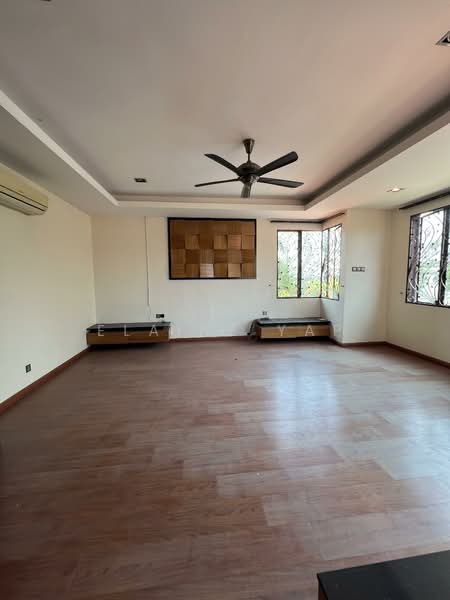 Bungalow for Sale in Kapar (Selangor) - Elaine Yap - PropertyGuru.com.my