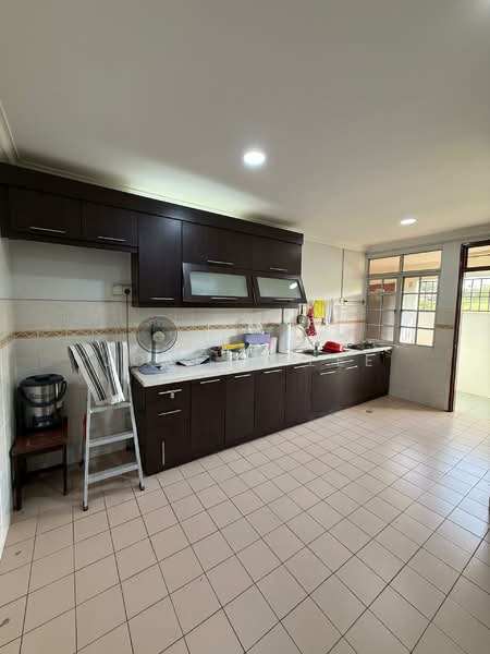 Jasmine Park_Taman Putri Kulai_ Gated Guarded _ Double Storey Terrace 22 x 70 for Sale untuk Untuk Dijual - RM 535,000, Mac 2026 - Kitchen - PropertyGuru.com.my