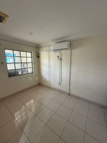 Jasmine Park_Taman Putri Kulai_ Gated Guarded _ Double Storey Terrace 22 x 70 for Sale untuk Untuk Dijual - RM 535,000, Mac 2026 - Interior - PropertyGuru.com.my