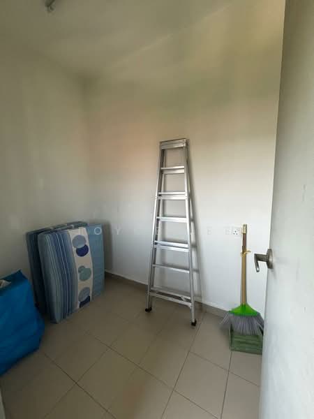 Condominium for Sale at Quayside @ Clear Water Bay - Joyce Lee - Maid's Room/ Store Room - PropertyGuru.com.my