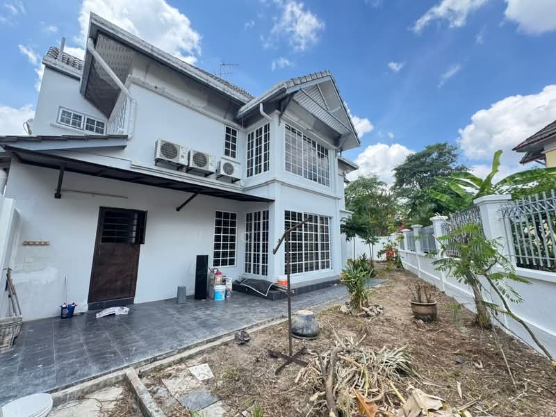 2-storey Terraced House for Sale in Taman Mutiara Rini (Skudai) - Vic Lim - Exterior - PropertyGuru.com.my