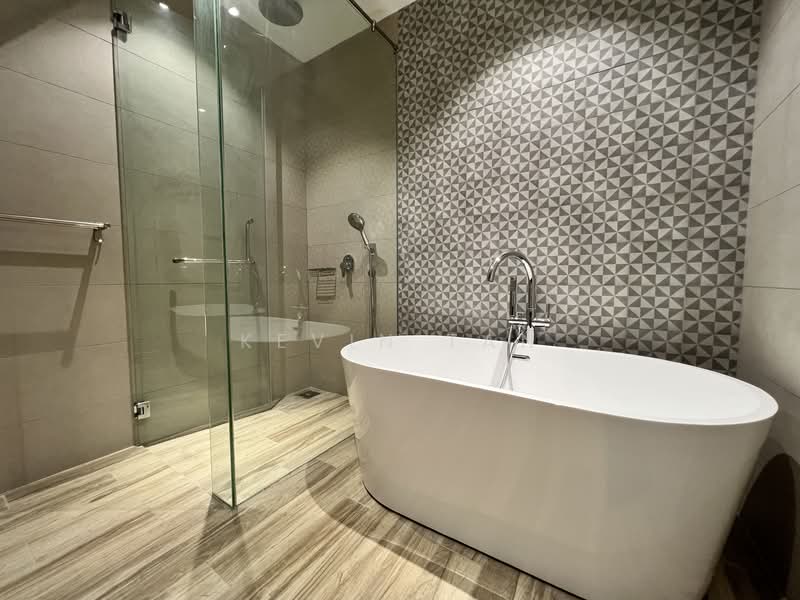 Service Residence for Sale at Hampton Height Damansara - Kevin Tan - Bathroom - PropertyGuru.com.my