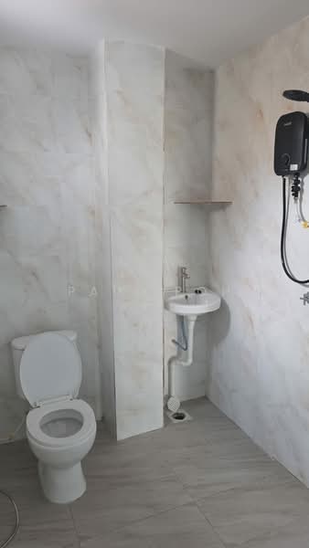 2-storey Terraced House for Sale in Kota Tinggi (Johor) - Paul Poh - Bathroom - PropertyGuru.com.my