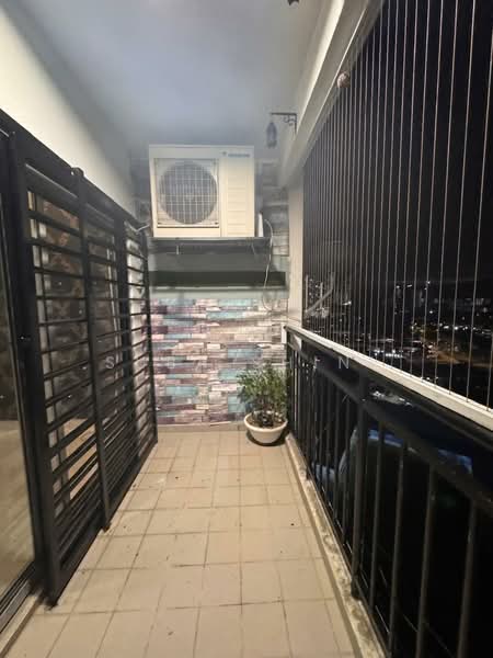 Symphony Heights (Simfoni Heights) untuk Untuk Disewa - RM 1,550 /bulan, Mac 2026 - Balcony - PropertyGuru.com.my