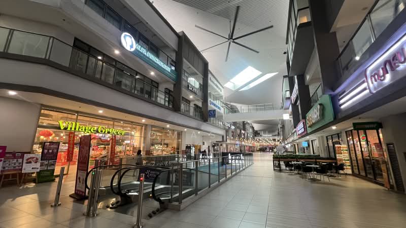 Retail Space for Rent in Shah Alam (Selangor) - Thomas Thi - Corridor - PropertyGuru.com.my