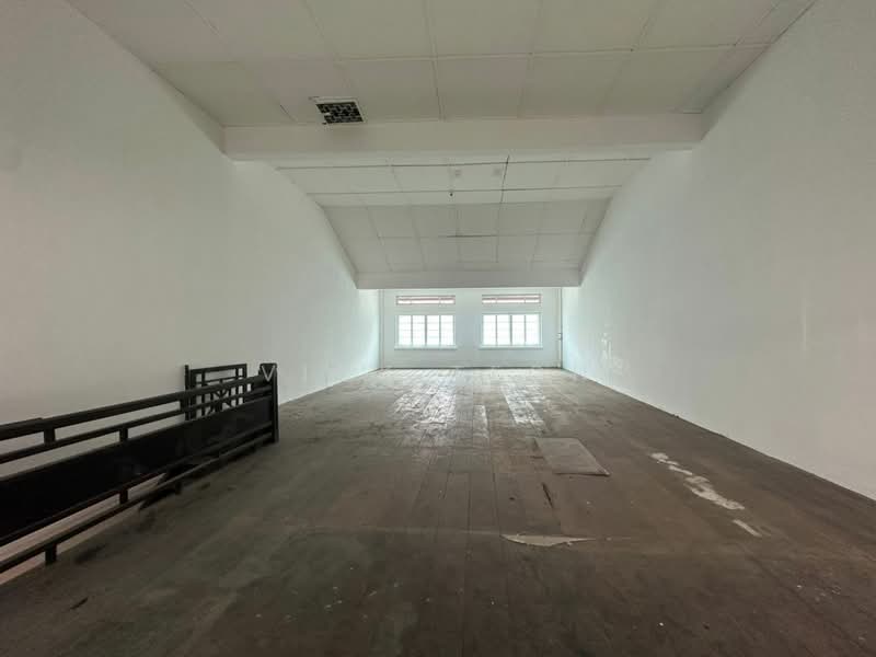 Tourist Hot Zone In Town 2 Storey Commercial Shop For Rent Campbell Georgetown untuk Untuk Disewa - RM 15,000 /bulan, Mac 2026 - Interior - PropertyGuru.com.my